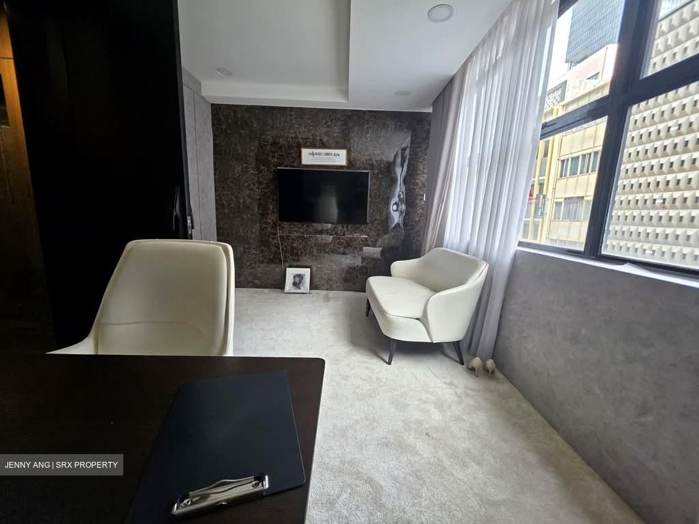 Hongkong Street (D1), Office #582276071